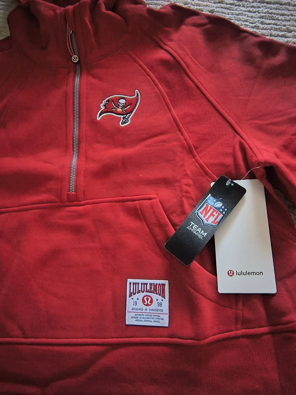 Lululemon athletica Red Tampa Bay Buccaneers Quarter-Zip Hoodie